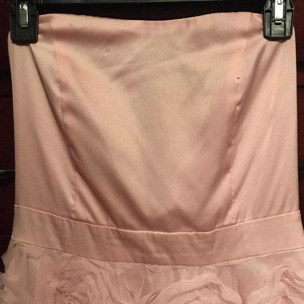 Light pink party dress. - Picture 4 of 7